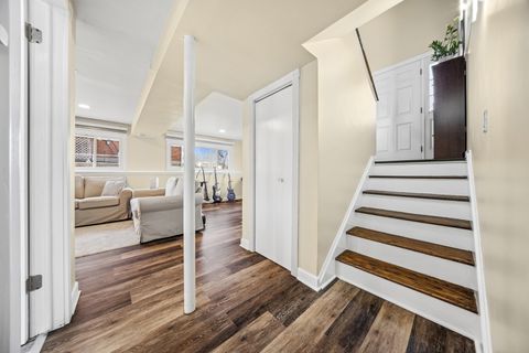 Tiny photo for 1660 JEFFERSON Road, Hoffman Estates, IL 60169 (MLS # 12610958)