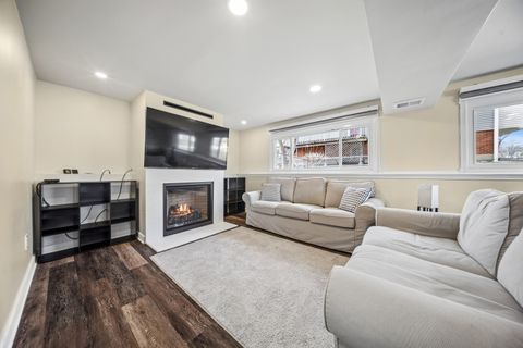 Tiny photo for 1660 JEFFERSON Road, Hoffman Estates, IL 60169 (MLS # 12610958)