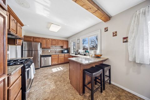 Tiny photo for 1660 JEFFERSON Road, Hoffman Estates, IL 60169 (MLS # 12610958)