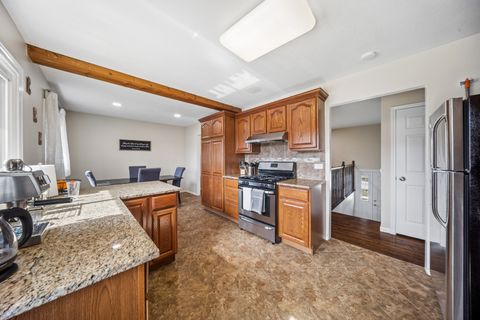 Tiny photo for 1660 JEFFERSON Road, Hoffman Estates, IL 60169 (MLS # 12610958)