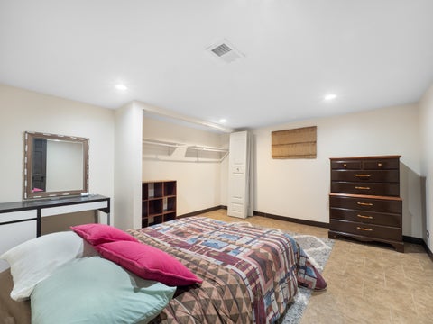 Tiny photo for 10050 Westmanor Drive, Franklin Park, IL 60131 (MLS # 12784086)