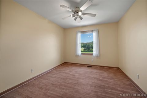 Tiny photo for 413 Dover Court, Yorkville, IL 60560 (MLS # 12461857)