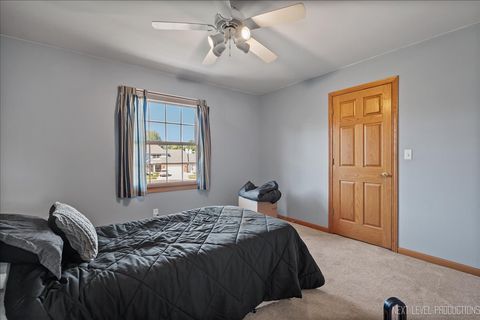 Tiny photo for 413 Dover Court, Yorkville, IL 60560 (MLS # 12461857)