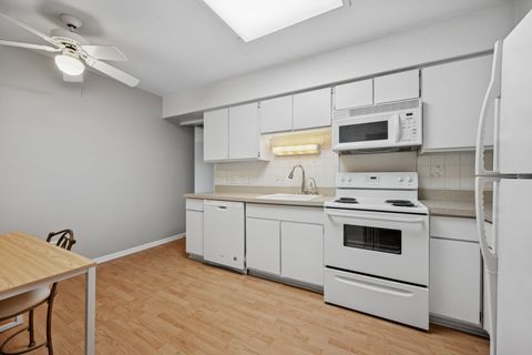 Tiny photo for 2033 Sherman Avenue #504, Evanston, IL 60201 (MLS # 12570222)