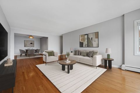 Tiny photo for 2033 Sherman Avenue #504, Evanston, IL 60201 (MLS # 12570222)