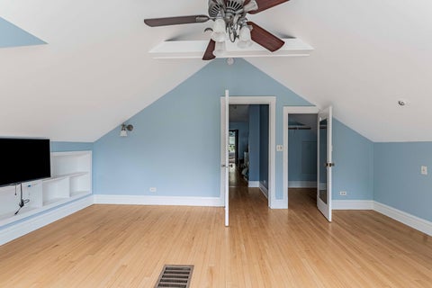Tiny photo for 718 N Ridgeland Avenue, Oak Park, IL 60302 (MLS # 12767190)