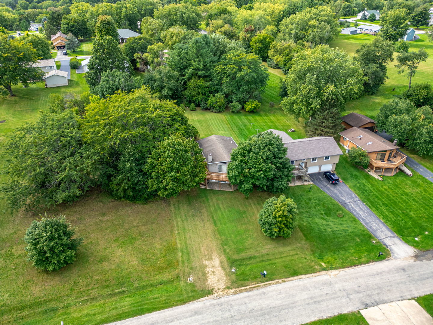 2333 Breckenboro Drive