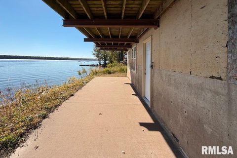 Tiny photo for 3456 IOWA Highway, Muscatine, IA 52761 (MLS # QC4268801)