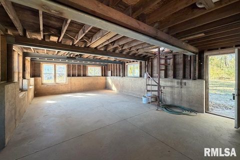 Tiny photo for 3456 IOWA Highway, Muscatine, IA 52761 (MLS # QC4268801)