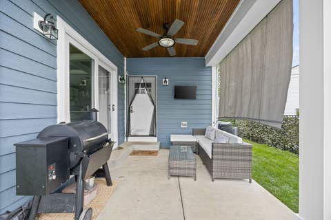 Tiny photo for 997 Florence Street, Lemont, IL 60439 (MLS # 12673145)