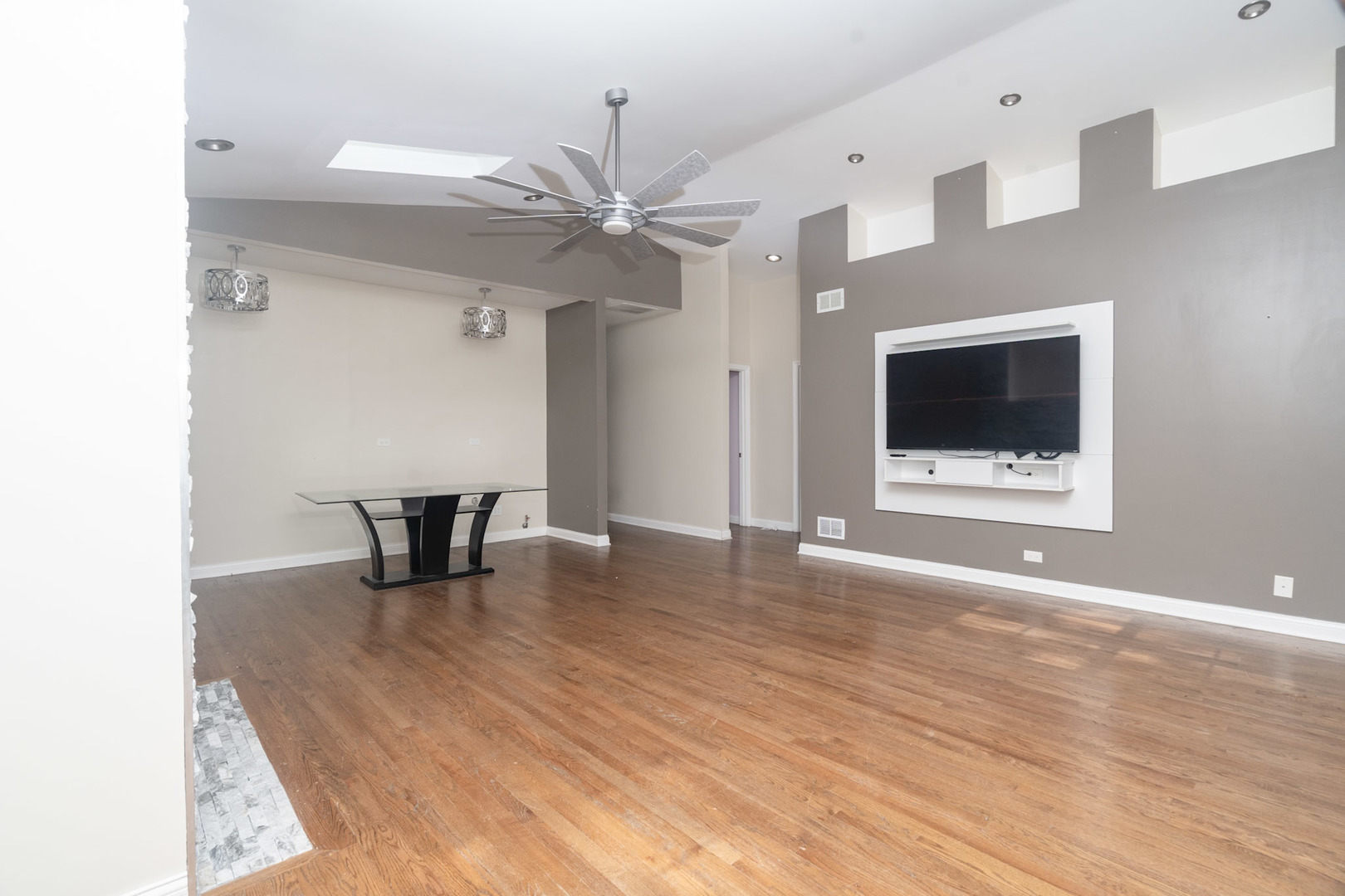 1133 E 83rd Street 177, Chicago, IL, 60619 4 1133 E 83rd Street 177