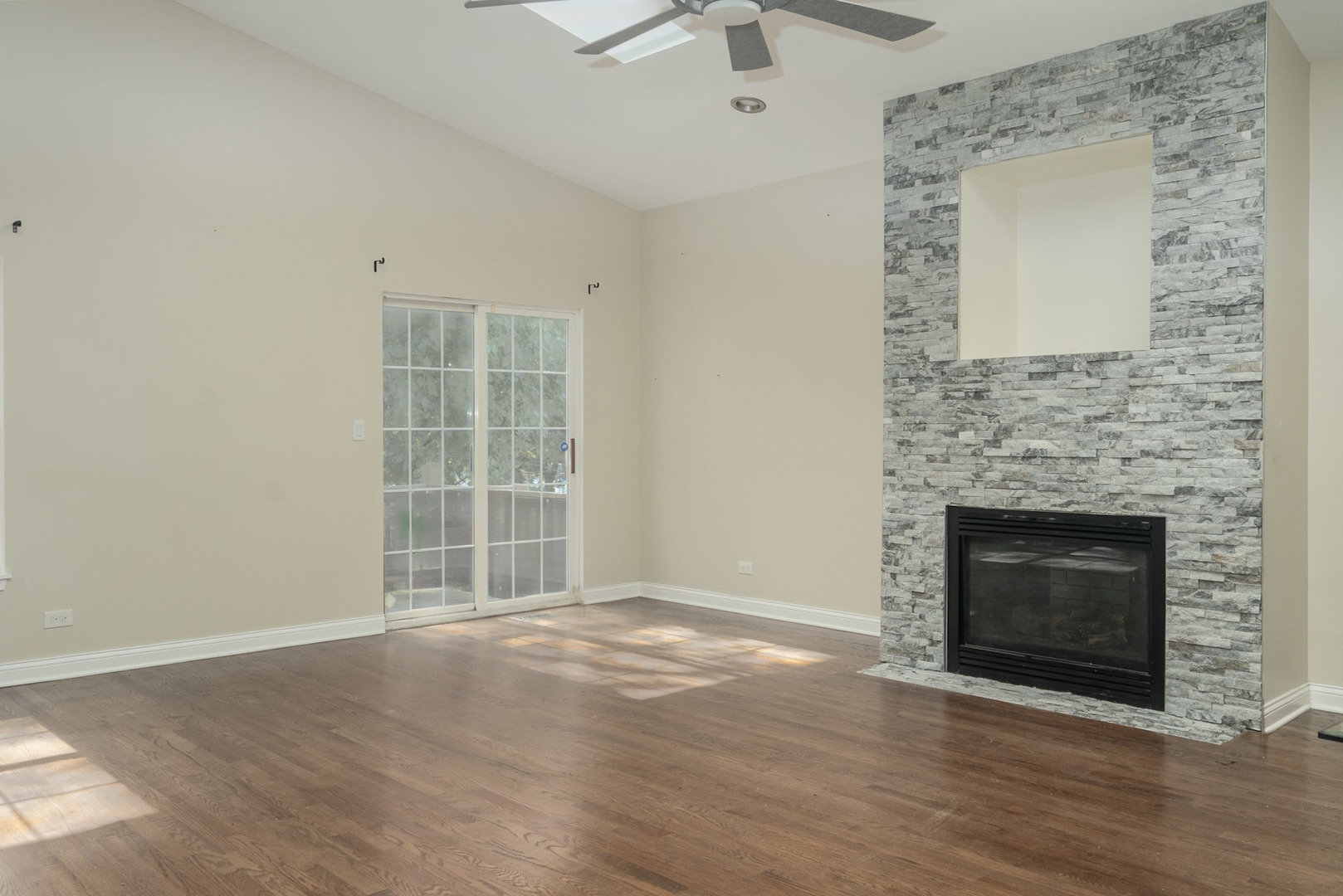 1133 E 83rd Street 177, Chicago, IL, 60619 2 1133 E 83rd Street 177