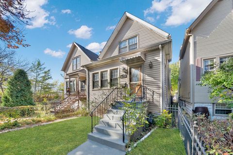Tiny photo for 4328 N Kenneth Avenue, Chicago, IL 60641 (MLS # 12516823)