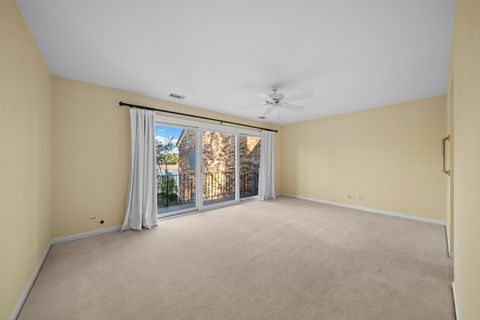 Tiny photo for 12 The Court Of Island Point, Northbrook, IL 60062 (MLS # 12485858)