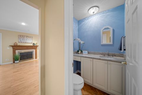 Tiny photo for 12 The Court Of Island Point, Northbrook, IL 60062 (MLS # 12485858)