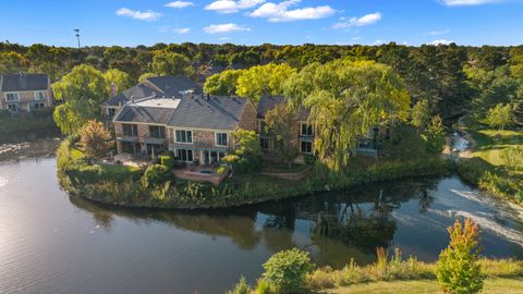 Tiny photo for 12 The Court Of Island Point, Northbrook, IL 60062 (MLS # 12485858)