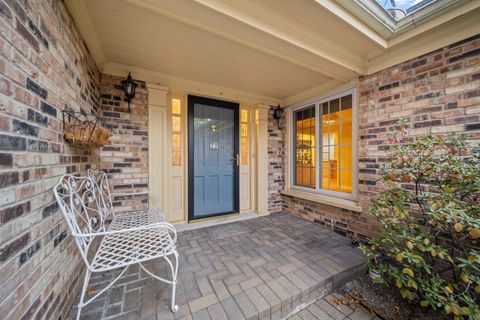 Tiny photo for 12 The Court Of Island Point, Northbrook, IL 60062 (MLS # 12485858)