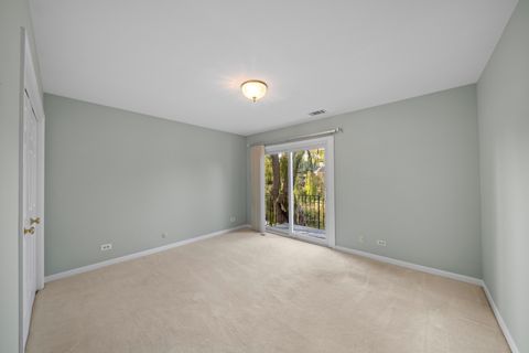 Tiny photo for 12 The Court Of Island Point, Northbrook, IL 60062 (MLS # 12485858)