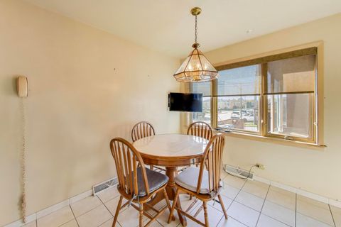 Tiny photo for 5700 N Orange Avenue, Chicago, IL 60631 (MLS # 12533125)