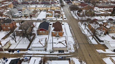 Tiny photo for 10356 S Green Street, Chicago, IL 60643 (MLS # 12570469)