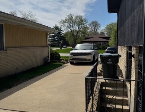 Tiny photo for 520 E 146th Street, Dolton, IL 60419 (MLS # 12622692)