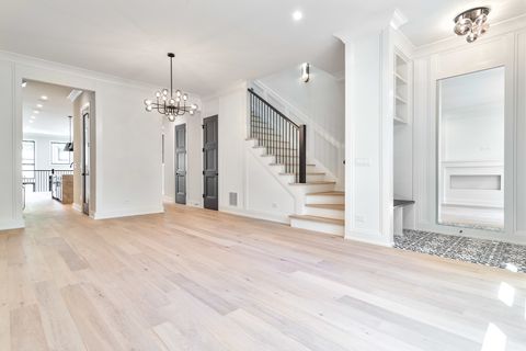 Tiny photo for 3908 N Mozart Street, Chicago, IL 60618 (MLS # 12406018)