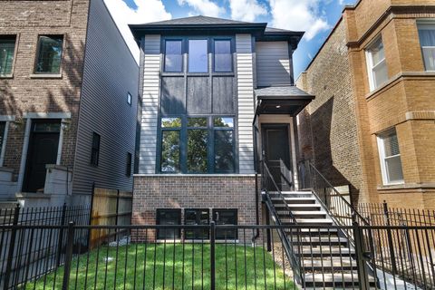 Photo of 3908 N Mozart Street, Chicago, IL 60618 (MLS # 12406018)