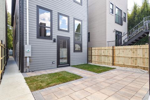 Tiny photo for 3908 N Mozart Street, Chicago, IL 60618 (MLS # 12406018)