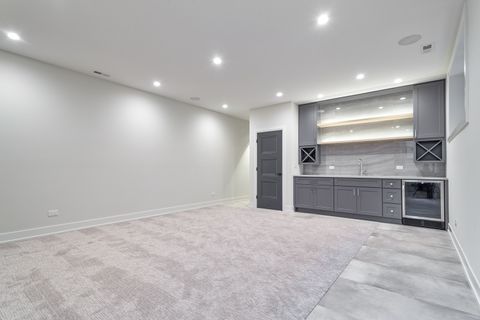 Tiny photo for 3908 N Mozart Street, Chicago, IL 60618 (MLS # 12406018)