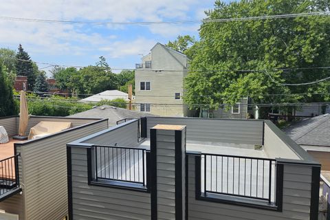 Tiny photo for 3908 N Mozart Street, Chicago, IL 60618 (MLS # 12406018)