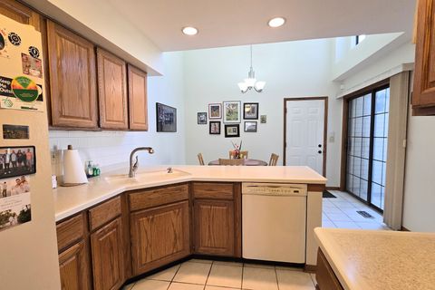 Tiny photo for 439 W AUBURN WOODS Court #439, Palatine, IL 60067 (MLS # 12604509)