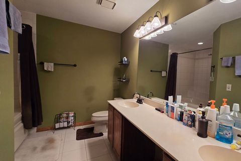 Tiny photo for 439 W AUBURN WOODS Court #439, Palatine, IL 60067 (MLS # 12604509)