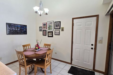 Tiny photo for 439 W AUBURN WOODS Court #439, Palatine, IL 60067 (MLS # 12604509)