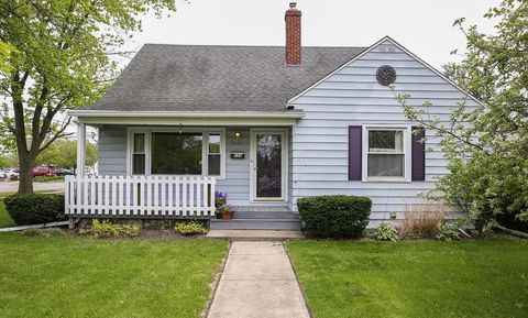 Photo of 559 E 161st Place, South Holland, IL 60473 (MLS # 12621694)