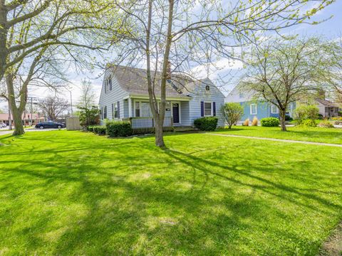 Tiny photo for 559 E 161st Place, South Holland, IL 60473 (MLS # 12621694)