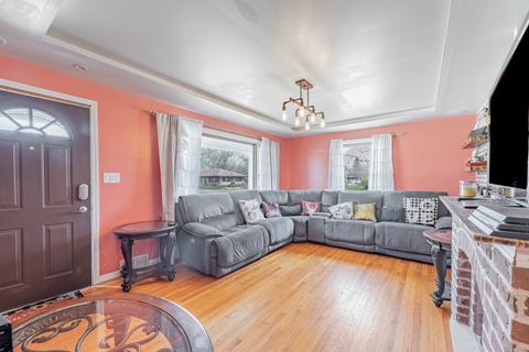 Tiny photo for 559 E 161st Place, South Holland, IL 60473 (MLS # 12621694)