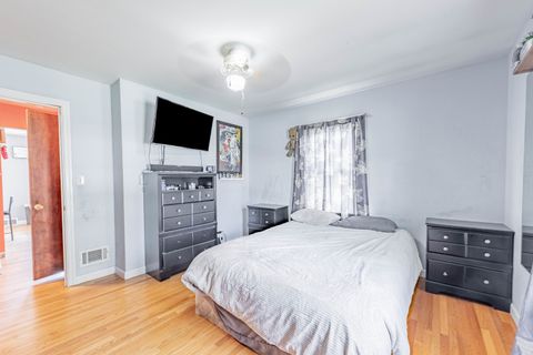 Tiny photo for 559 E 161st Place, South Holland, IL 60473 (MLS # 12621694)