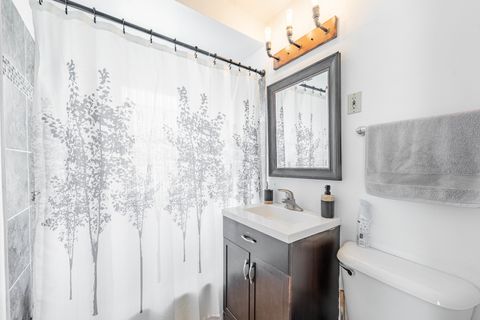 Tiny photo for 559 E 161st Place, South Holland, IL 60473 (MLS # 12621694)