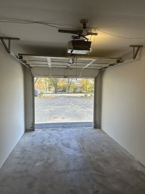 Tiny photo for 2024 N Old Hicks Road #B6, Palatine, IL 60074 (MLS # 12510659)