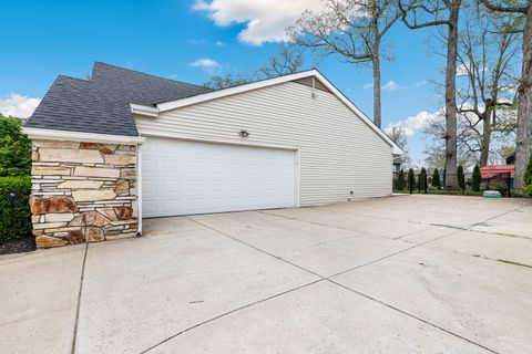 Tiny photo for 1986 Greenvalley Drive, Crown Point, IN 46307 (MLS # 12640462)