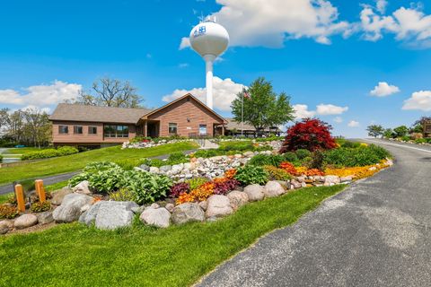 Tiny photo for 1986 Greenvalley Drive, Crown Point, IN 46307 (MLS # 12640462)