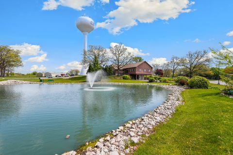 Tiny photo for 1986 Greenvalley Drive, Crown Point, IN 46307 (MLS # 12640462)