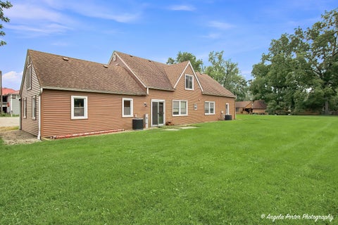 Tiny photo for 4604 Lakeshore Drive, McHenry, IL 60050 (MLS # 12739526)