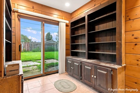 Tiny photo for 4604 Lakeshore Drive, McHenry, IL 60050 (MLS # 12739526)