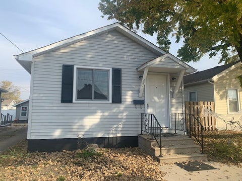 Tiny photo for 222 W Superior Street, Ottawa, IL 61350 (MLS # 12795878)