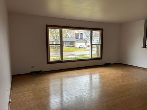 Tiny photo for 1755 Country Knolls Lane, Elgin, IL 60123 (MLS # 12533782)