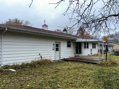 Tiny photo for 1755 Country Knolls Lane, Elgin, IL 60123 (MLS # 12533782)