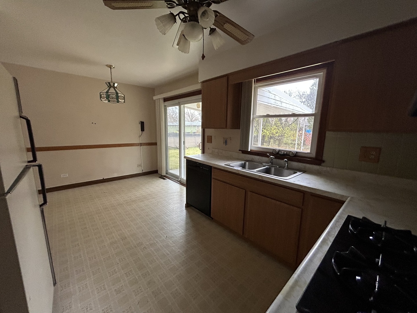 1755 Country Knolls Lane