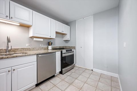 Tiny photo for 3660 N Lake Shore Drive #1613, Chicago, IL 60613 (MLS # 12610320)