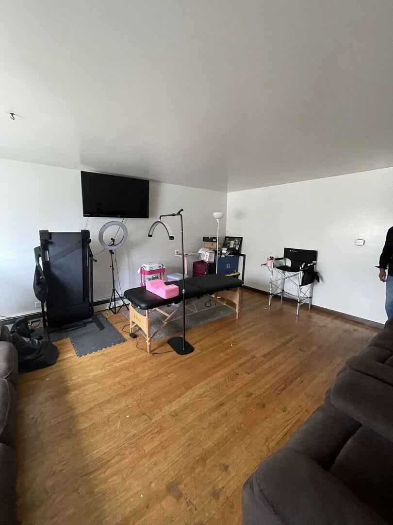 1600 MEMORIAL Drive